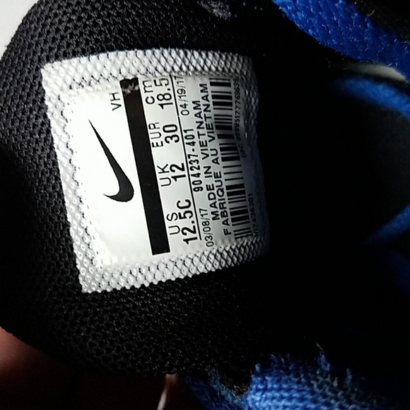 Nike Flex 2017 RN Kids Athletic Shoes size 12.5 - Picture 13 of 13